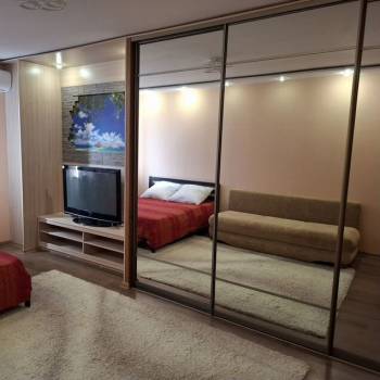 Продается 1-комнатная квартира, 42 м²