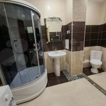 Продается 1-комнатная квартира, 42 м²