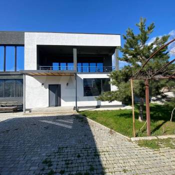 Продается Дом, 273 м²