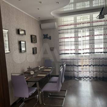 Сдается 2-х комнатная квартира, 95 м²
