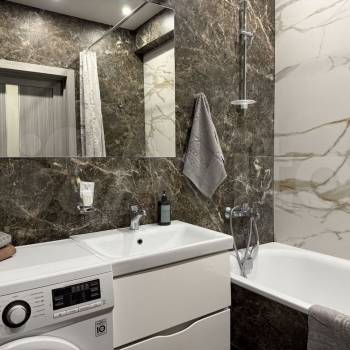 Продается 1-комнатная квартира, 37 м²