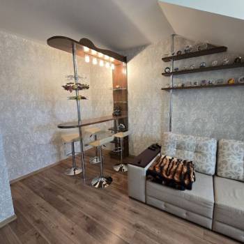 Продается Многокомнатная квартира, 149 м²