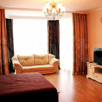 Продается 1-комнатная квартира, 44 м²
