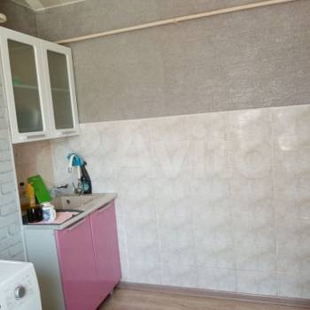 Продается 1-комнатная квартира, 41 м²