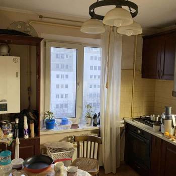 Продается Многокомнатная квартира, 90 м²