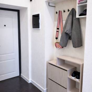 Продается 1-комнатная квартира, 32 м²