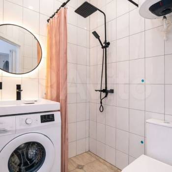 Продается 1-комнатная квартира, 32 м²