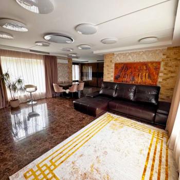 Продается Дом, 217 м²