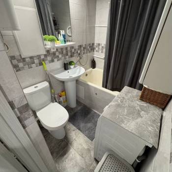 Продается 2-х комнатная квартира, 42 м²