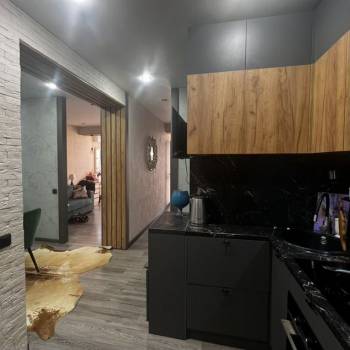 Продается 1-комнатная квартира, 44 м²