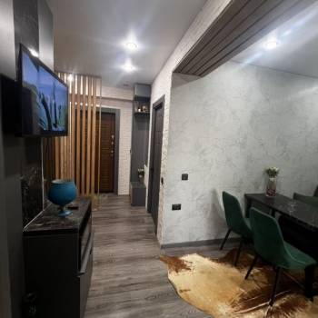 Продается 1-комнатная квартира, 44 м²