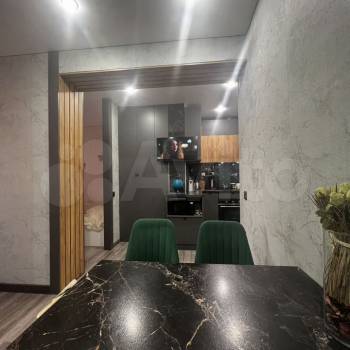 Продается 1-комнатная квартира, 44 м²