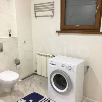 Сдается 2-х комнатная квартира, 100 м²