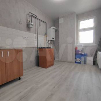 Продается 1-комнатная квартира, 38 м²