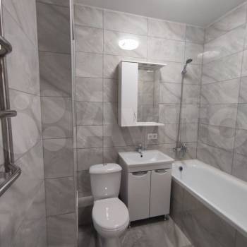 Продается 1-комнатная квартира, 38 м²