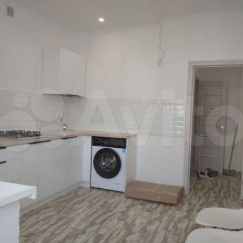 Продается 1-комнатная квартира, 49,3 м²
