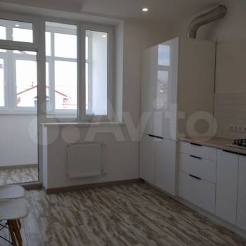 Продается 1-комнатная квартира, 49,3 м²
