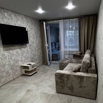 Сдается 1-комнатная квартира, 43 м²