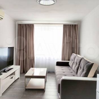 Продается Нежилое помещение, 200 м²