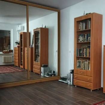 Продается 1-комнатная квартира, 37 м²