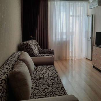 Сдается 1-комнатная квартира, 43 м²