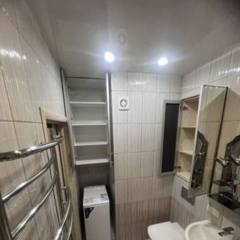 Продается 1-комнатная квартира, 42 м²
