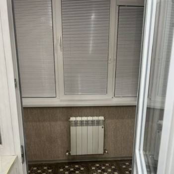 Продается 1-комнатная квартира, 42 м²
