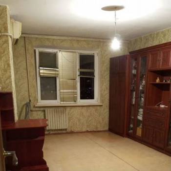Продается 1-комнатная квартира, 43 м²