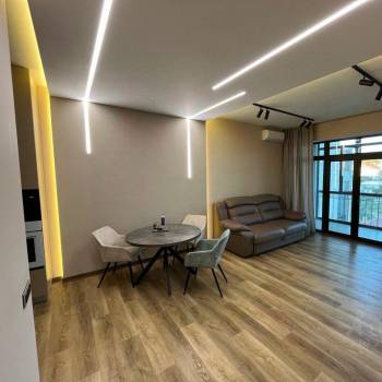 Продается Многокомнатная квартира, 160 м²