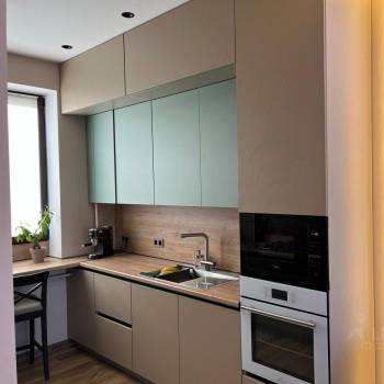 Продается Многокомнатная квартира, 160 м²