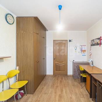 Продается Многокомнатная квартира, 85,4 м²