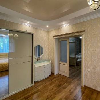 Продается 3-х комнатная квартира, 62 м²
