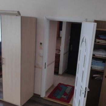 Продается 1-комнатная квартира, 35 м²
