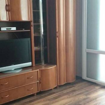 Сдается 2-х комнатная квартира, 75 м²