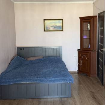 Продается 1-комнатная квартира, 42,4 м²