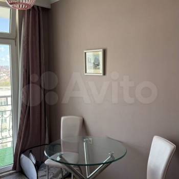 Продается 1-комнатная квартира, 42,4 м²