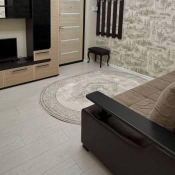 Продается 1-комнатная квартира, 52 м²
