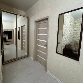 Продается 1-комнатная квартира, 52 м²