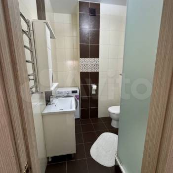 Продается 1-комнатная квартира, 52 м²