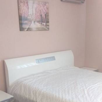 Сдается 2-х комнатная квартира, 75 м²