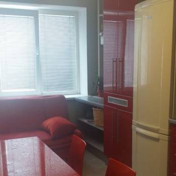 Сдается 2-х комнатная квартира, 75 м²