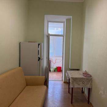 Продается 1-комнатная квартира, 35,8 м²
