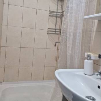 Продается 1-комнатная квартира, 18 м²
