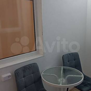 Сдается 1-комнатная квартира, 37,4 м²