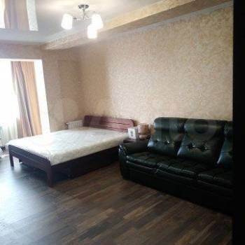 Сдается 1-комнатная квартира, 60 м²