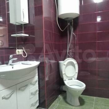 Сдается 1-комнатная квартира, 60 м²