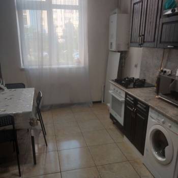 Сдается 2-х комнатная квартира, 65 м²