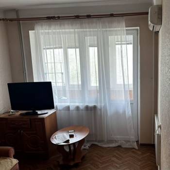 Продается 1-комнатная квартира, 30 м²
