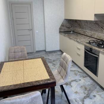 Продается 2-х комнатная квартира, 60 м²