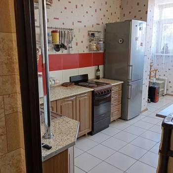 Продается 1-комнатная квартира, 46,5 м²